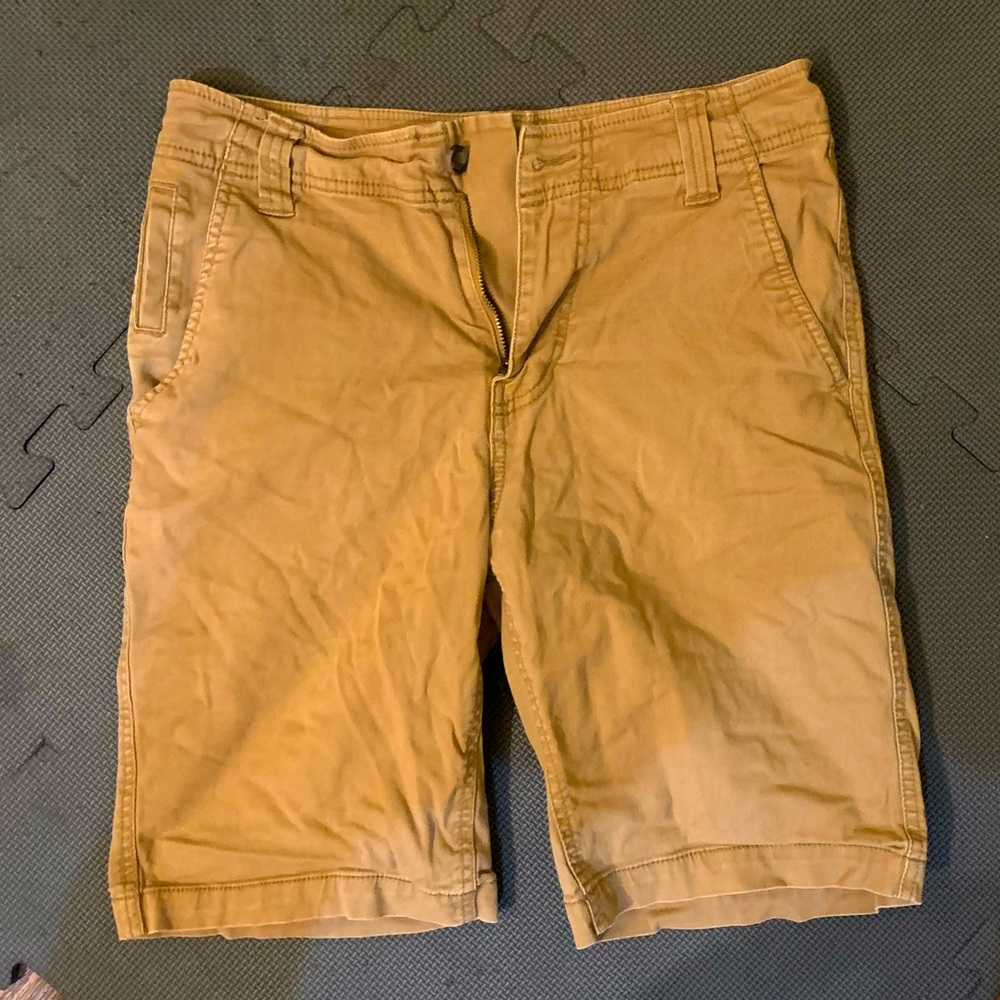 Mossimo khaki shorts